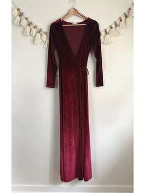 Baltic Born Sofia Long Sleeve Velvet Mulberry Red Wrap Maxi Gown Dress Wedding M